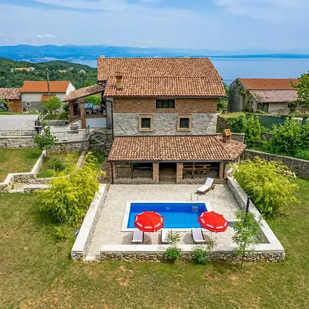 Villa Natura Poljane