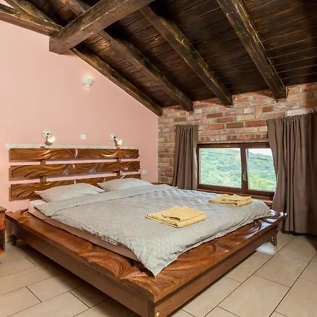 Villa Natura Poljane